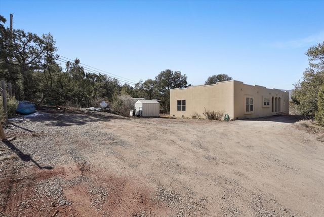 6 Derek Court, Sandia Park, NM 87047