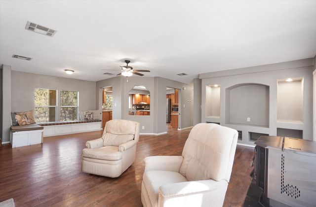 6 Derek Court, Sandia Park, NM 87047