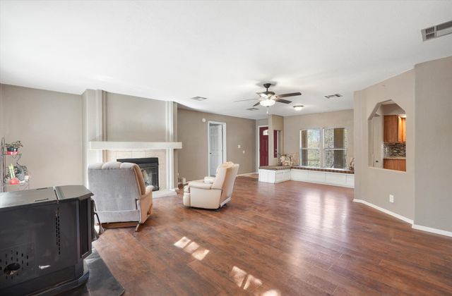 6 Derek Court, Sandia Park, NM 87047