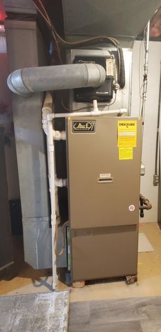 1340 Lennington Circle NE, Kankakee, IL 60901