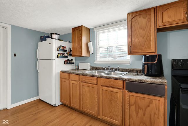 2815 S Roena Street, Indianapolis, IN 46241