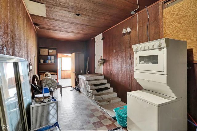 2815 S Roena Street, Indianapolis, IN 46241