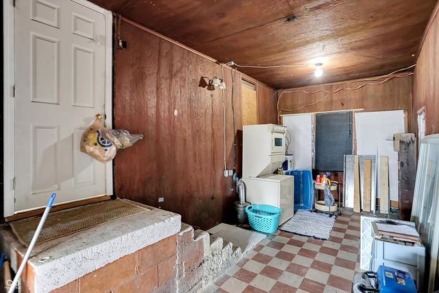 2815 S Roena Street, Indianapolis, IN 46241