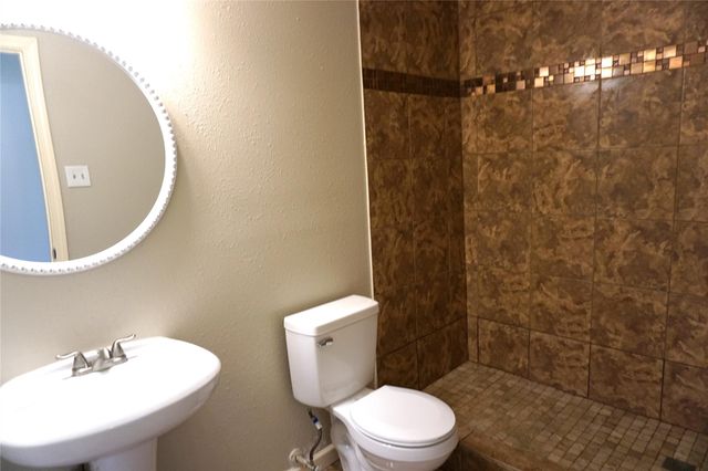 1223 Rebecca Lane, Humble, TX 77338