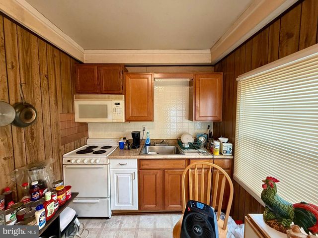 8224 FORT SMALLWOOD RD, Baltimore, MD 21226