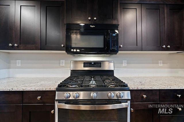 37 N Moab Park Way, Nampa, ID 83651