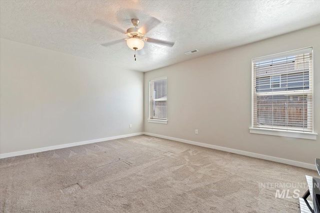 37 N Moab Park Way, Nampa, ID 83651