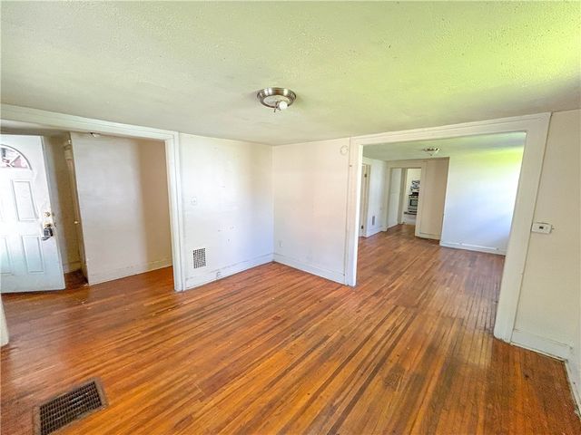 127 Weld Street, Rochester, NY 14605