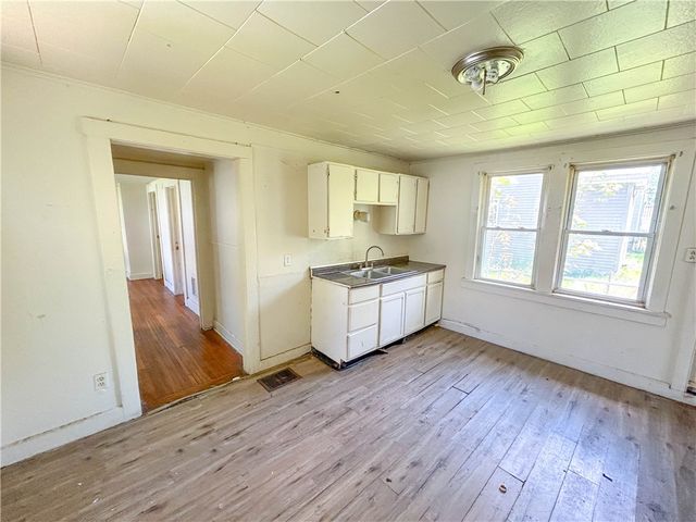 127 Weld Street, Rochester, NY 14605