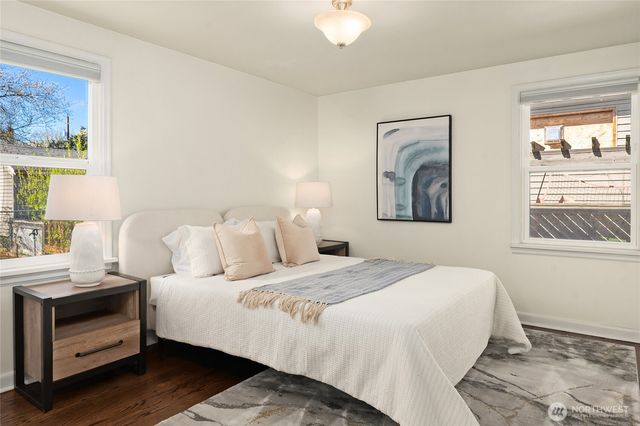 8041 12th Avenue NE, Seattle, WA 98115