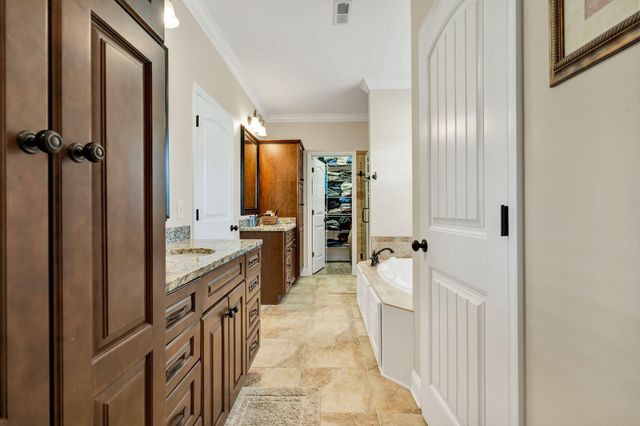 400 Chase Lane NE, Cleveland, TN 37323