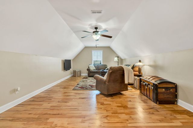 400 Chase Lane NE, Cleveland, TN 37323