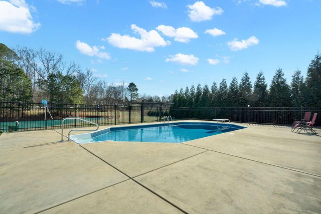 400 Chase Lane NE, Cleveland, TN 37323