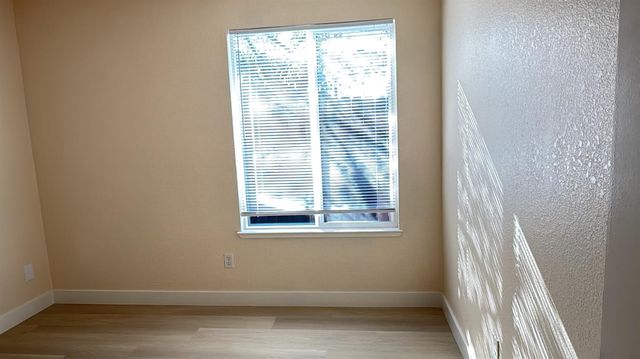 8255 White Sands Way, Sacramento, CA 95828