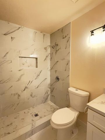 8255 White Sands Way, Sacramento, CA 95828