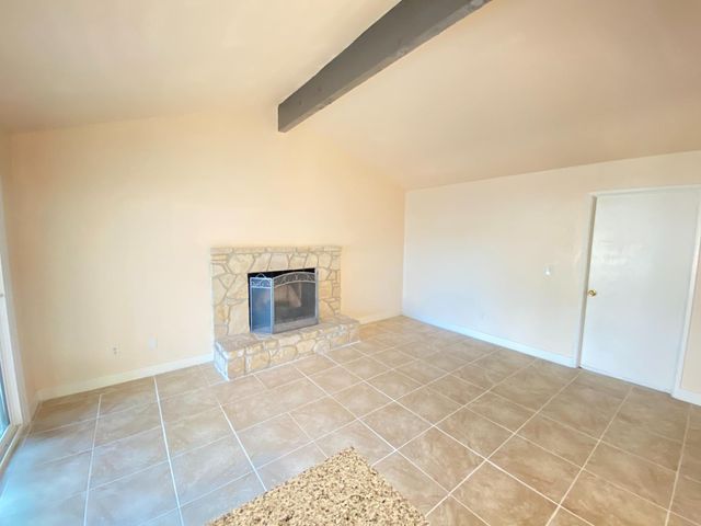 8255 White Sands Way, Sacramento, CA 95828