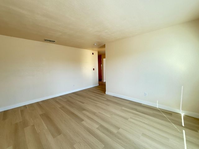 8255 White Sands Way, Sacramento, CA 95828