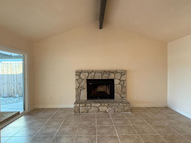 8255 White Sands Way, Sacramento, CA 95828