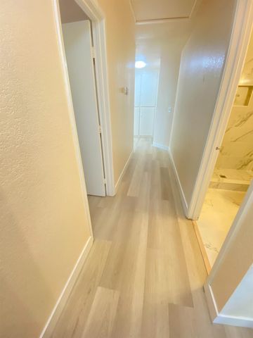 8255 White Sands Way, Sacramento, CA 95828
