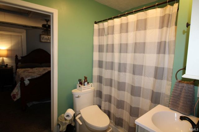 1224 S Prince Street, Princeton, IN 47670