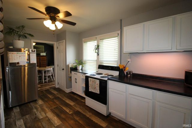 1224 S Prince Street, Princeton, IN 47670