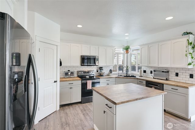 4003 NE 165th Place, Vancouver, WA 98682