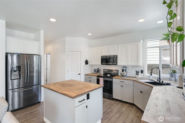 4003 NE 165th Place, Vancouver, WA 98682