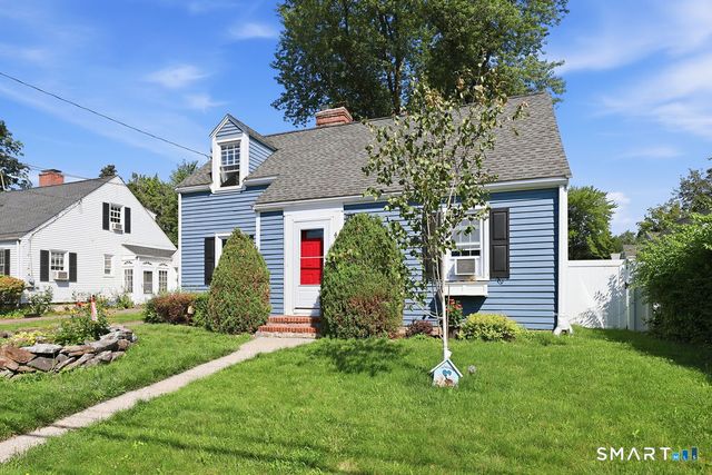 46 Crosshill Road, West Hartford, CT 06107