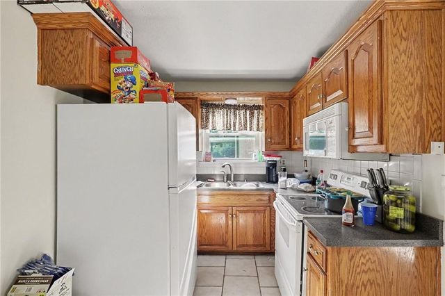 5604 NE 50th Street, Kansas City, MO 64119