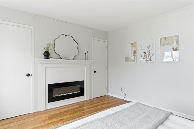 15 Edward Drive 15, Winchester, MA 01890