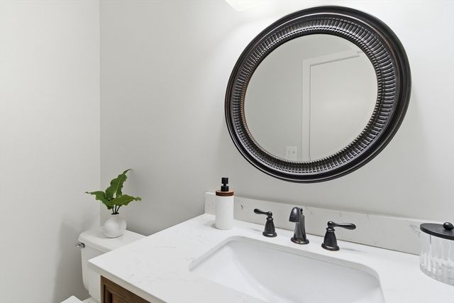 15 Edward Drive 15, Winchester, MA 01890