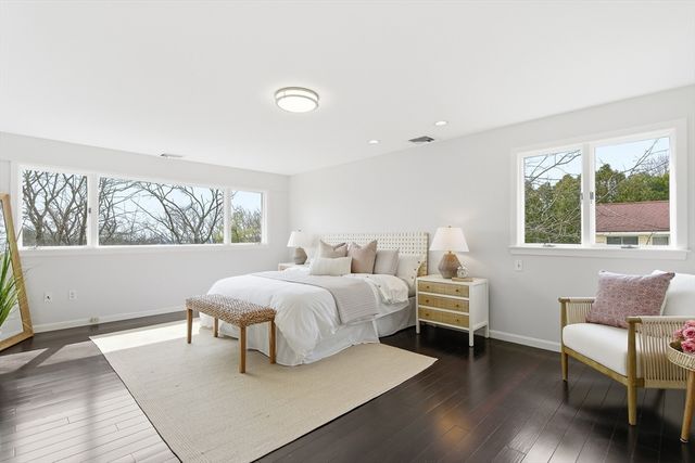 15 Edward Drive 15, Winchester, MA 01890