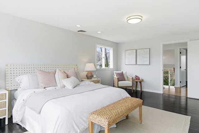 15 Edward Drive 15, Winchester, MA 01890