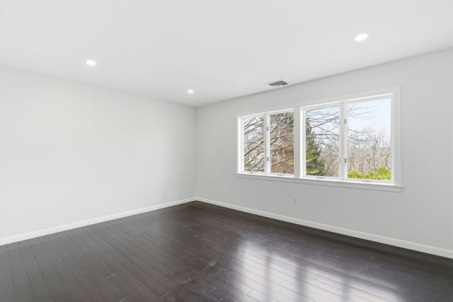 15 Edward Drive 15, Winchester, MA 01890