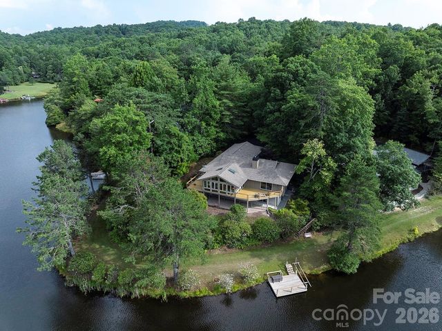 20 Guwa Court, Brevard, NC 28712