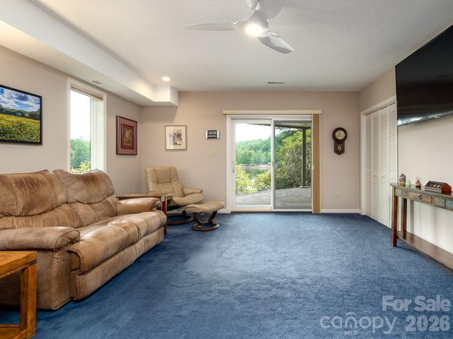 20 Guwa Court, Brevard, NC 28712