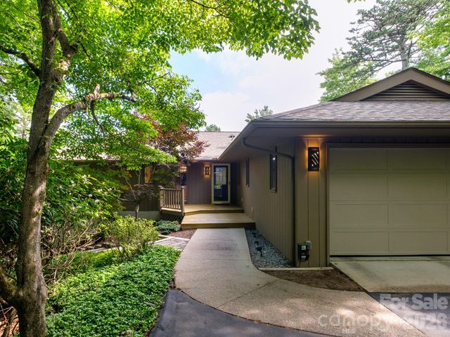 20 Guwa Court, Brevard, NC 28712
