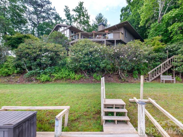 20 Guwa Court, Brevard, NC 28712