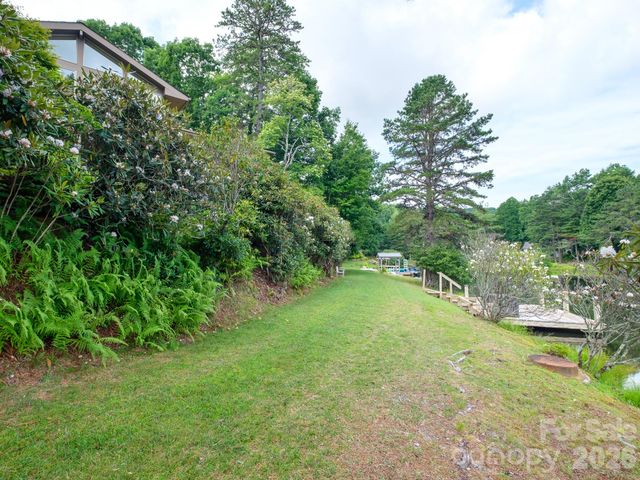 20 Guwa Court, Brevard, NC 28712