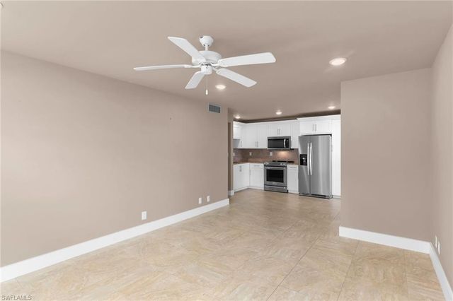 1215 Edington PL M3, Marco Island, FL 34145
