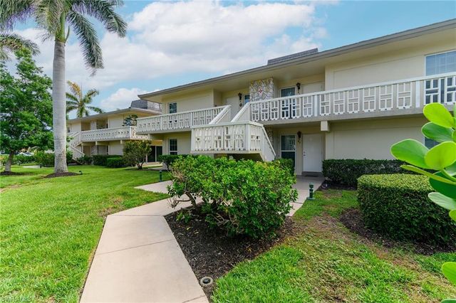 1215 Edington PL M3, Marco Island, FL 34145