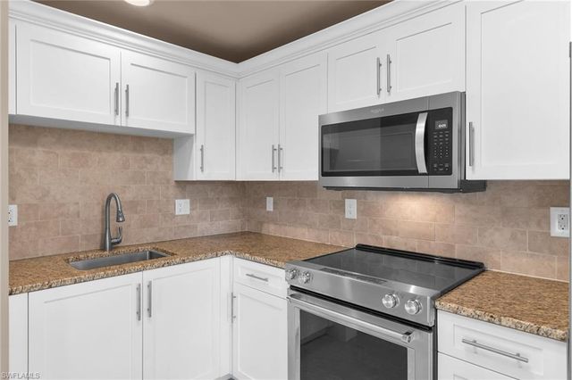 1215 Edington PL M3, Marco Island, FL 34145