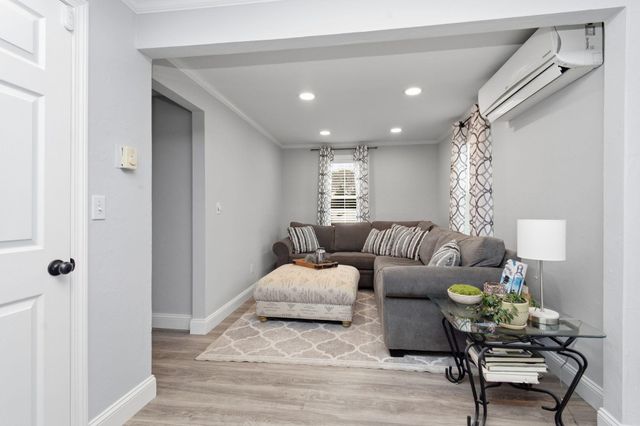 15 Rose Lane, Harwich, MA 02645