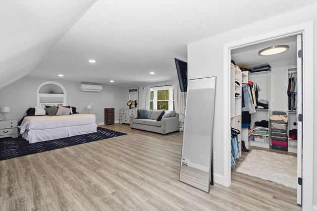 15 Rose Lane, Harwich, MA 02645