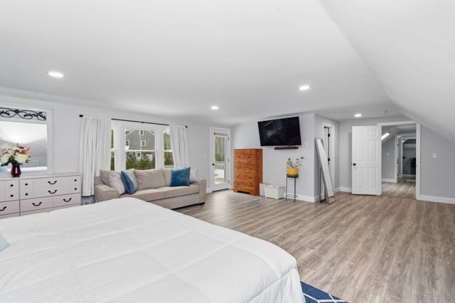 15 Rose Lane, Harwich, MA 02645