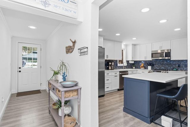 15 Rose Lane, Harwich, MA 02645