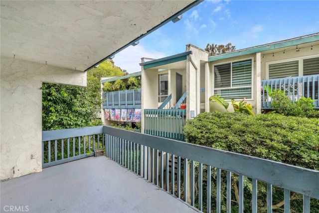 802 Camino Real 103, Redondo Beach, CA 90277