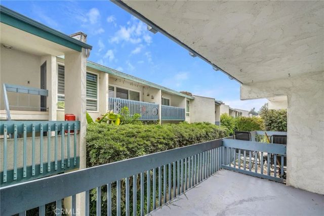 802 Camino Real 103, Redondo Beach, CA 90277