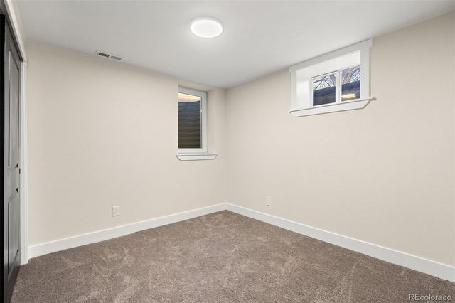 2655 Monaco Parkway, Denver, CO 80207