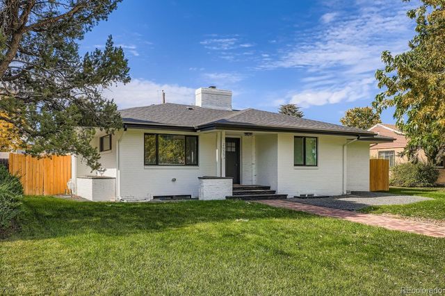 2655 Monaco Parkway, Denver, CO 80207